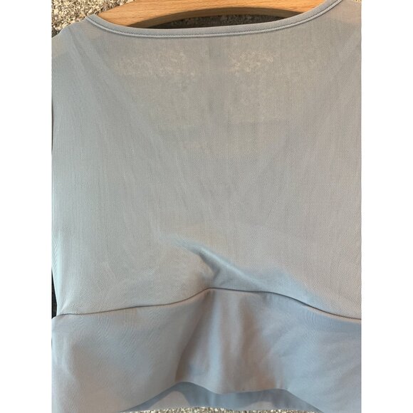 Light Blue Long-Sleeve Crop Top With Wide Waistband - Picture 6 of 8